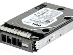 Disco duro Dell HDD 900GB, modelo 02RR9T con interfaz SAS y velocidad de 10K RPM.