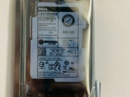 Disco duro de la marca Dell de 600 GB empaquetado en plástico transparente.