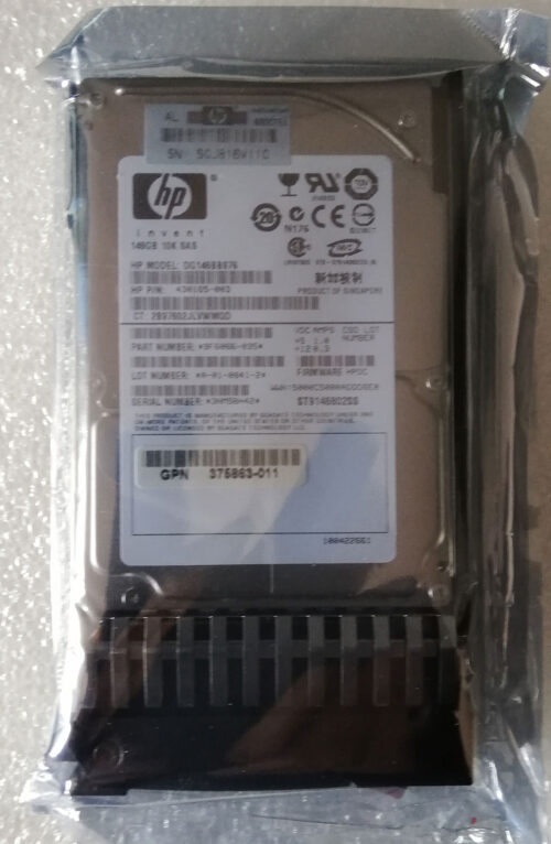 Disco duro HP HDD 146GB SAS 10K 2.5" en su empaque, vista frontal con etiqueta detallada.
