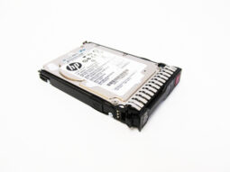 Disco duro HP HDD 1,2TB 12G 10K de 2.5 pulgadas en fondo blanco.